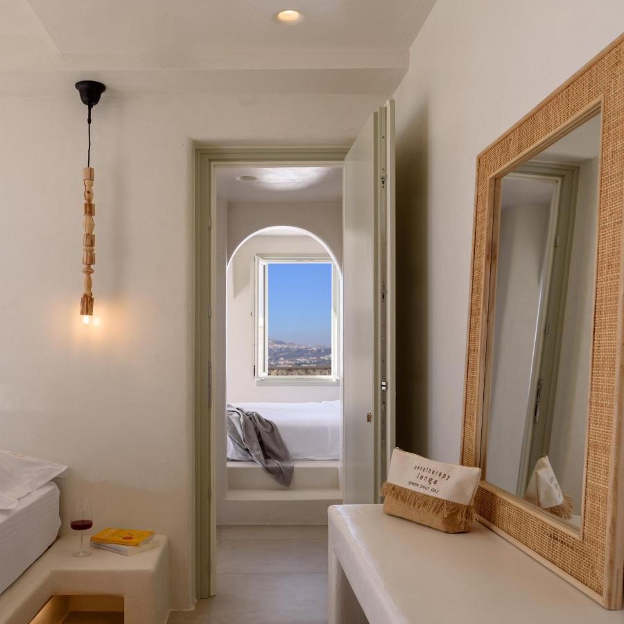 Terra Blanca Suites Imerovigli  Exterior photo