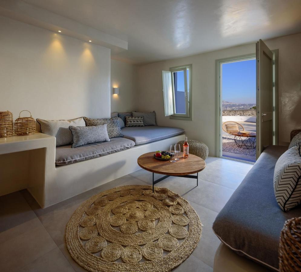 Terra Blanca Suites Imerovigli  Exterior photo