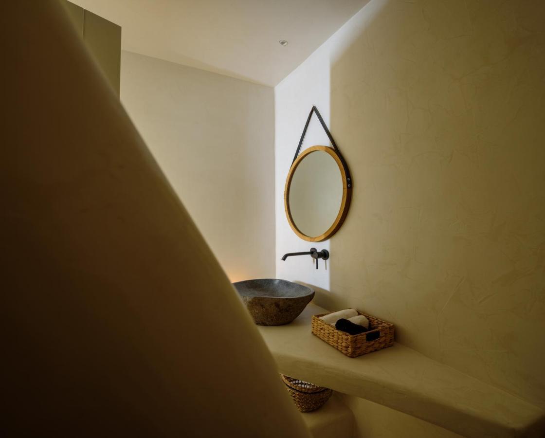 Terra Blanca Suites Imerovigli  Exterior photo