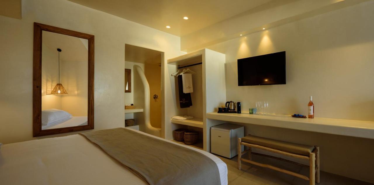 Terra Blanca Suites Imerovigli  Exterior photo