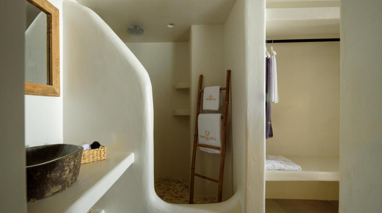 Terra Blanca Suites Imerovigli  Exterior photo