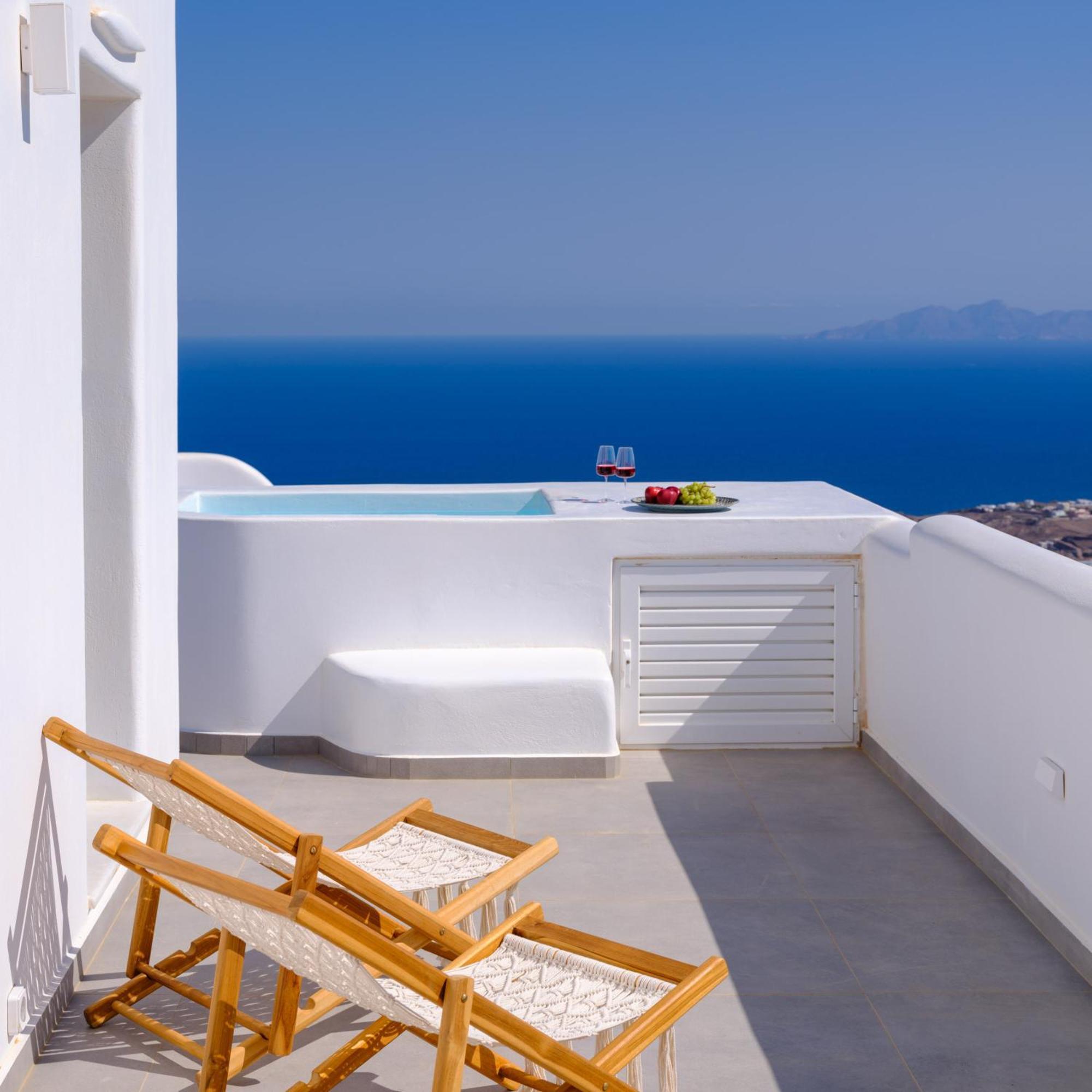 Terra Blanca Suites Imerovigli  Exterior photo